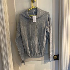 Cozy grey sweater size xl brand new with tag